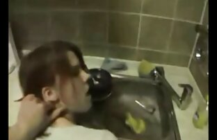 それは共有アパートのロシアの女の子の顔に来る。 女性 用 セックス 無料 動画