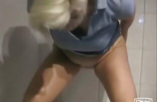 50歳の売春婦は、100ルーブルのために若いクライアントにコックを吸う。 女性 向け の エッチ な 動画
