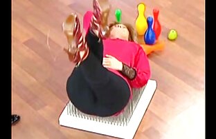 XXX 誕生日の女の子と友人fucksのセーターのプール 無料 女性 用 エロ 動画